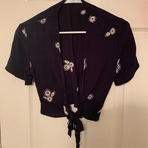PacSun tie front shirt